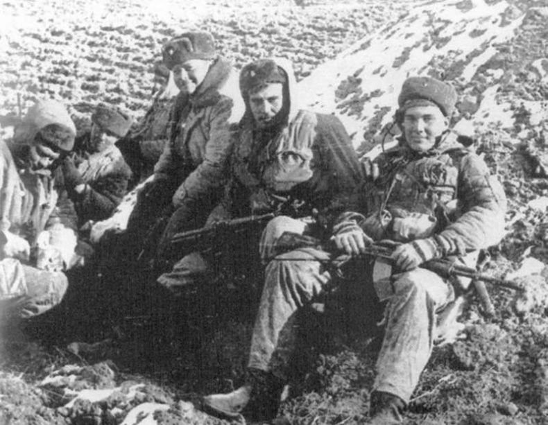 Иллюстрация к книге — Снайпер в Афгане. Порванные души [_51.jpg_0.jpg]