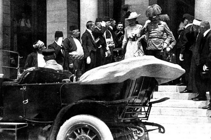 Иллюстрация к книге — Первая мировая. Убийство, развязавшее войну [i_015.jpg]