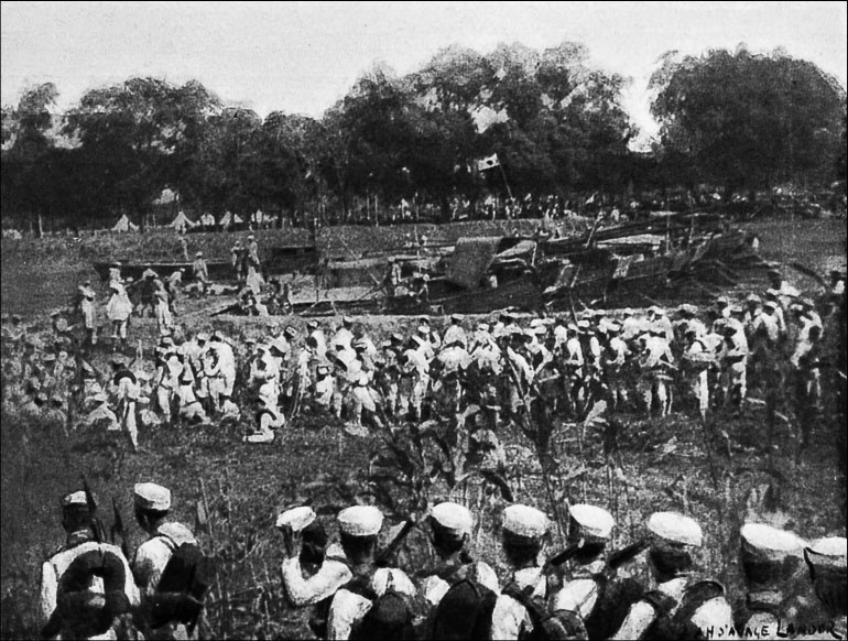 Иллюстрация к книге — 1900. Русские штурмуют Пекин [i_118.jpg]