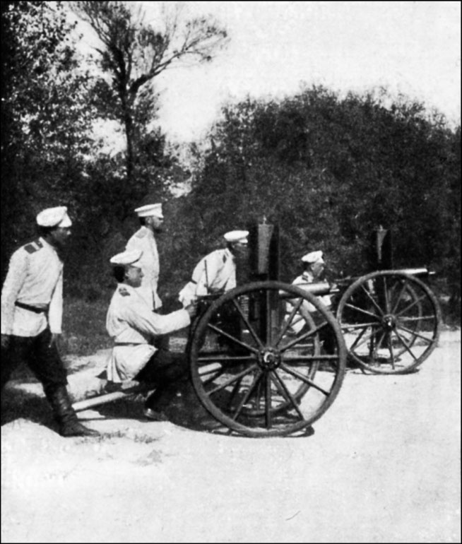 Иллюстрация к книге — 1900. Русские штурмуют Пекин [i_131.jpg]