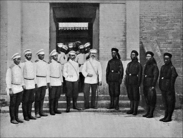 Иллюстрация к книге — 1900. Русские штурмуют Пекин [i_179.jpg]