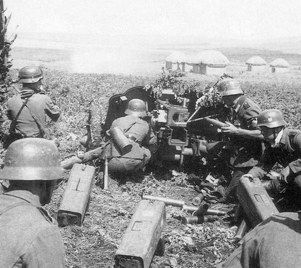 Иллюстрация к книге — Сталинградское побоище. «За Волгой для нас земли нет!» [i_027.jpg]