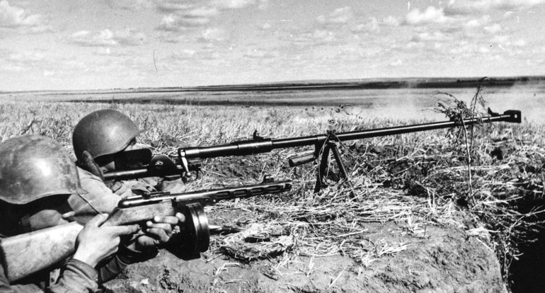 Иллюстрация к книге — Сталинградское побоище. «За Волгой для нас земли нет!» [i_051.jpg]