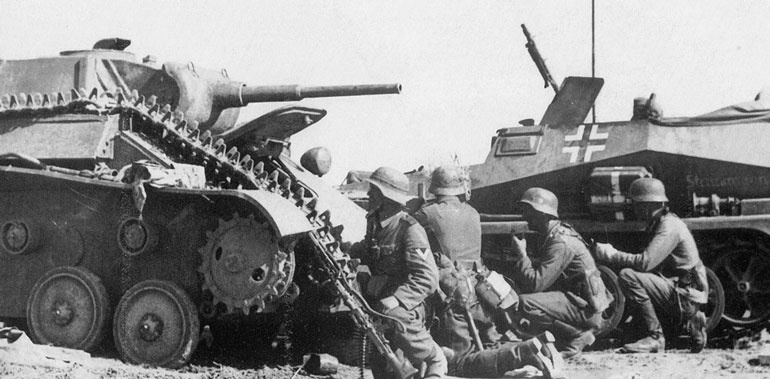 Иллюстрация к книге — Сталинградское побоище. «За Волгой для нас земли нет!» [i_055.jpg]