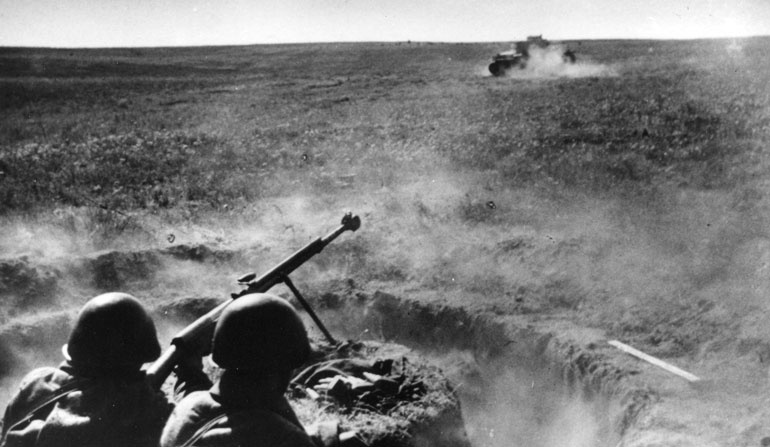 Иллюстрация к книге — Сталинградское побоище. «За Волгой для нас земли нет!» [i_071.jpg]