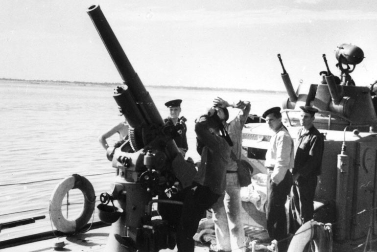 Иллюстрация к книге — Сталинградское побоище. «За Волгой для нас земли нет!» [i_086.jpg]