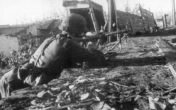 Иллюстрация к книге — Сталинградское побоище. «За Волгой для нас земли нет!» [i_108.jpg]