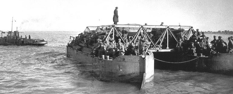 Иллюстрация к книге — Сталинградское побоище. «За Волгой для нас земли нет!» [i_121.jpg]