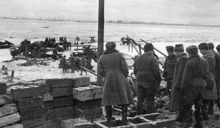 Иллюстрация к книге — Сталинградское побоище. «За Волгой для нас земли нет!» [i_129.jpg]