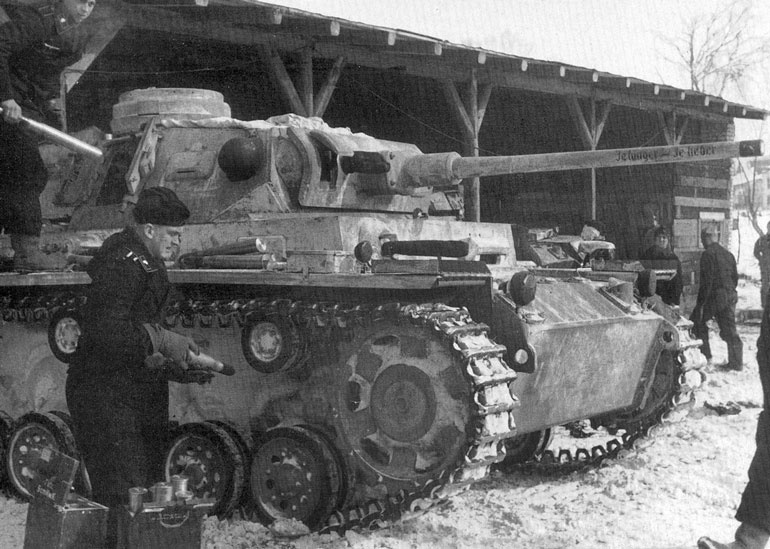 Иллюстрация к книге — Сталинградское побоище. «За Волгой для нас земли нет!» [i_201.jpg]