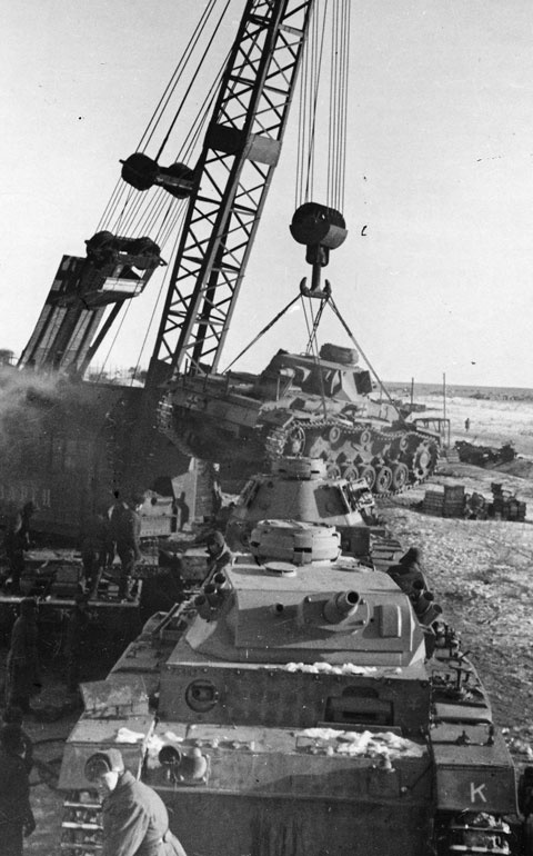 Иллюстрация к книге — Сталинградское побоище. «За Волгой для нас земли нет!» [i_258.jpg]