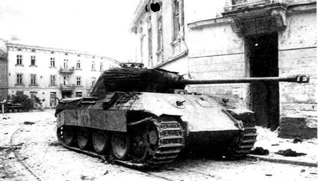 Иллюстрация к книге — «Пантера». Стальная кошка Панцерваффе [pic_108.jpg]