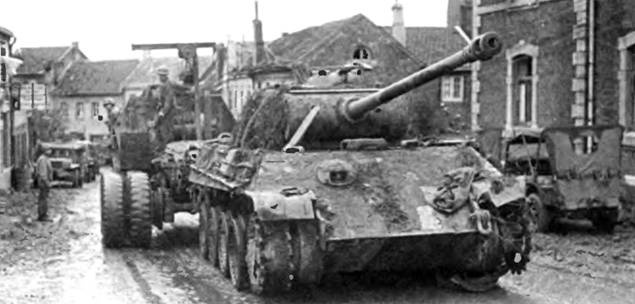 Иллюстрация к книге — «Пантера». Стальная кошка Панцерваффе [pic_128.jpg]