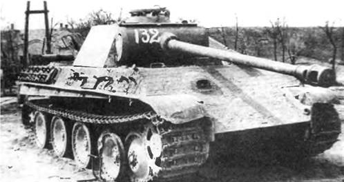 Иллюстрация к книге — «Пантера». Стальная кошка Панцерваффе [pic_158.jpg]