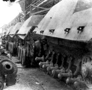 Иллюстрация к книге — «Пантера». Стальная кошка Панцерваффе [pic_191.jpg]