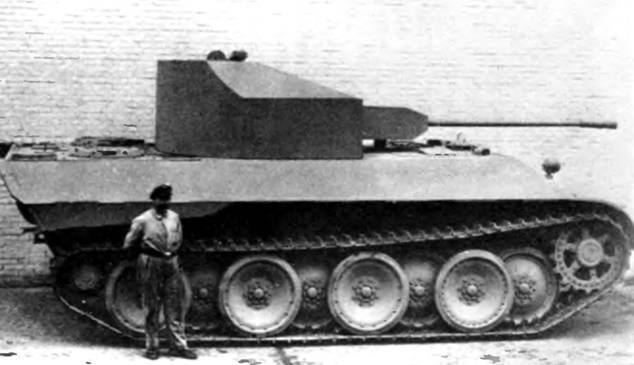 Иллюстрация к книге — «Пантера». Стальная кошка Панцерваффе [pic_200.jpg]