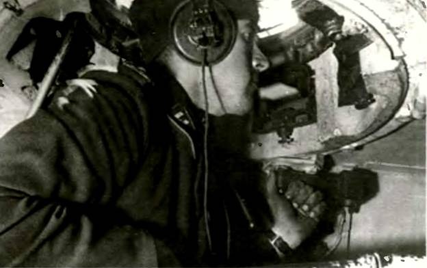 Иллюстрация к книге — «Пантера». Стальная кошка Панцерваффе [pic_203.jpg]