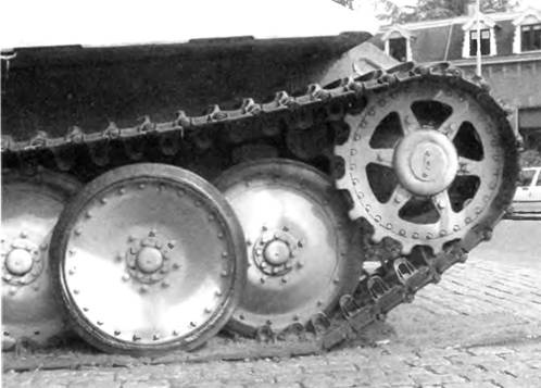 Иллюстрация к книге — «Пантера». Стальная кошка Панцерваффе [pic_50.jpg]