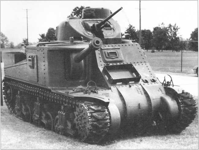 Иллюстрация к книге — «Трехэтажный» американец Сталина. Танк М3 «Генерал Ли» / «Генерал Грант» [i_153.jpg]