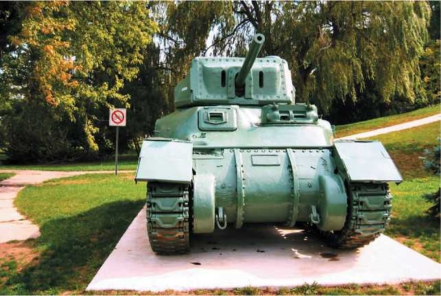 Иллюстрация к книге — «Трехэтажный» американец Сталина. Танк М3 «Генерал Ли» / «Генерал Грант» [i_169.jpg]