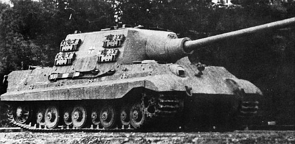 Иллюстрация к книге — «ЯгдТИГР» и другие истребители танков [_18.jpg]