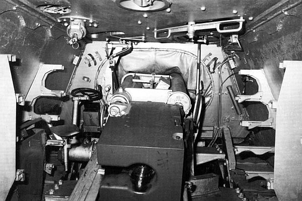 Иллюстрация к книге — «ЯгдТИГР» и другие истребители танков [_23.jpg]