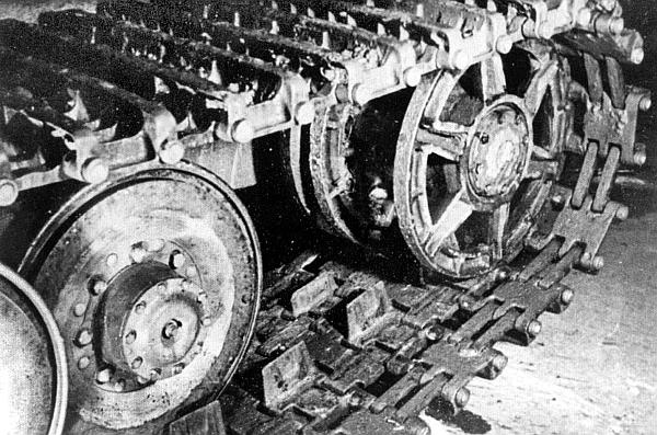 Иллюстрация к книге — «ЯгдТИГР» и другие истребители танков [_28.jpg]