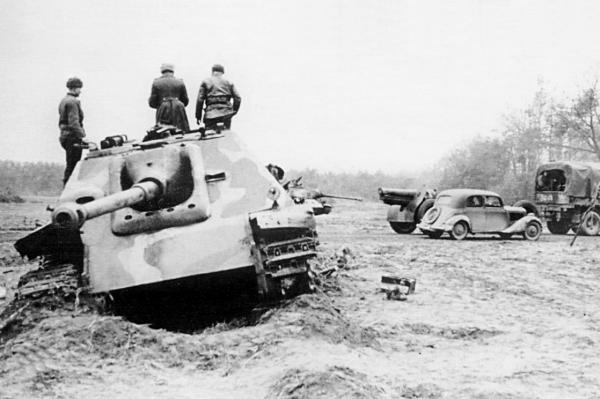 Иллюстрация к книге — Великая танковая война 1939 – 1945 [i_155.jpg]