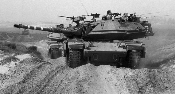 Иллюстрация к книге — Израильские танки в бою [i_039.jpg]