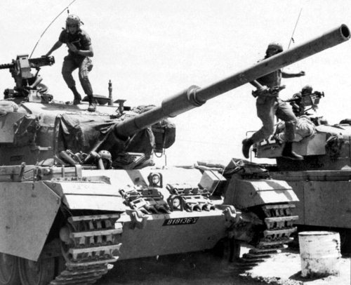 Иллюстрация к книге — Израильские танки в бою [i_085.jpg]