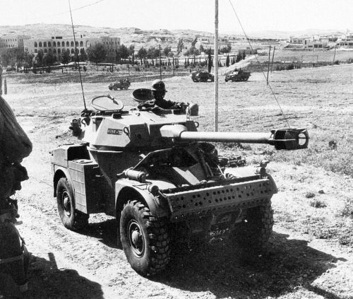 Иллюстрация к книге — Израильские танки в бою [i_098.jpg]