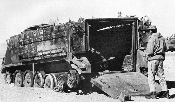 Иллюстрация к книге — Израильские танки в бою [i_113.jpg]