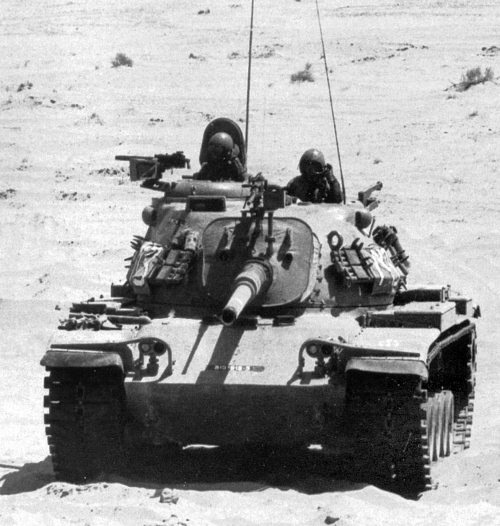 Иллюстрация к книге — Израильские танки в бою [i_120.jpg]