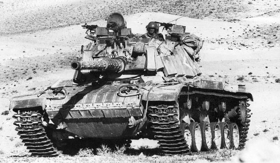 Иллюстрация к книге — Израильские танки в бою [i_141.jpg]