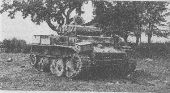 Иллюстрация к книге — Немецкие танки в бою [i_054.jpg]