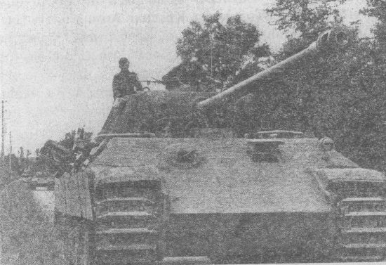Иллюстрация к книге — Немецкие танки в бою [i_154.jpg]