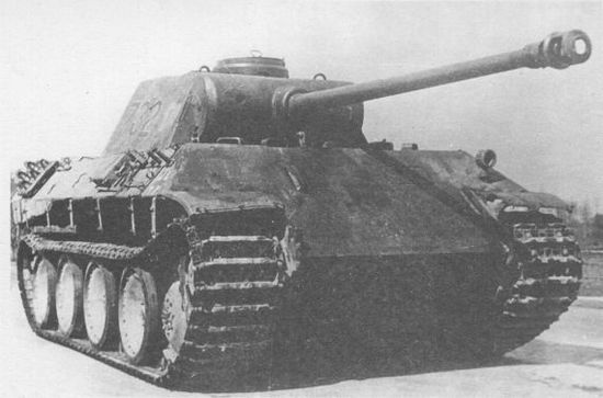 Иллюстрация к книге — Немецкие танки в бою [i_223.jpg]