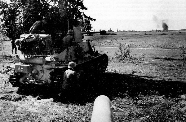 Иллюстрация к книге — Славянская броня Гитлера [i_128.jpg]