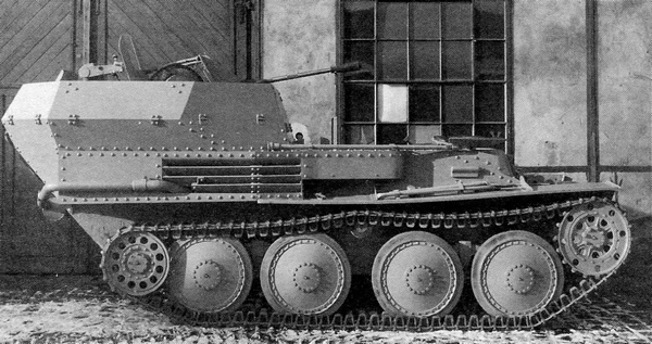 Иллюстрация к книге — Славянская броня Гитлера [i_144.jpg]