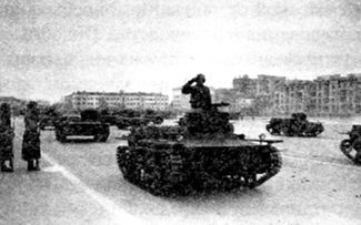 Иллюстрация к книге — Советские танки в бою. От Т-26 до ИС-2 [i_021.jpg]