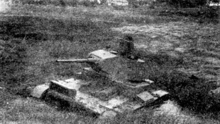 Иллюстрация к книге — Советские танки в бою. От Т-26 до ИС-2 [i_045.jpg]