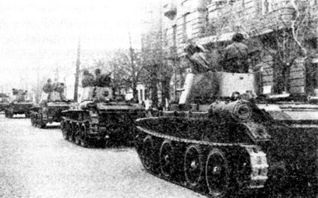 Иллюстрация к книге — Советские танки в бою. От Т-26 до ИС-2 [i_061.jpg]