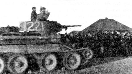 Иллюстрация к книге — Советские танки в бою. От Т-26 до ИС-2 [i_062.jpg]