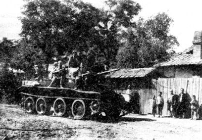 Иллюстрация к книге — Советские танки в бою. От Т-26 до ИС-2 [i_071.jpg]