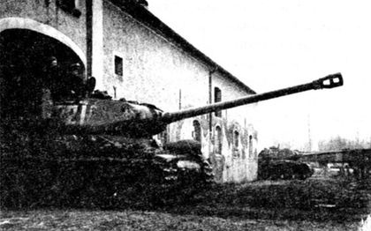 Иллюстрация к книге — Советские танки в бою. От Т-26 до ИС-2 [i_158.jpg]