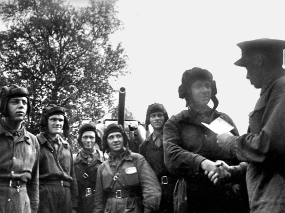 Иллюстрация к книге — Танковые асы Второй Мировой [i_087.jpg]