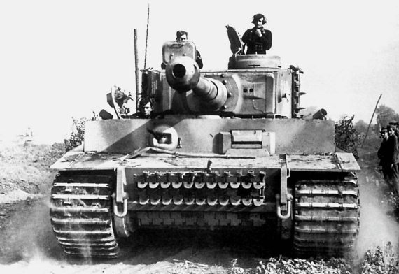 Иллюстрация к книге — Танковые асы Второй Мировой [i_103.jpg]