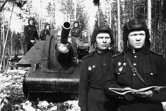 Иллюстрация к книге — Танковые асы Второй Мировой [i_106.jpg]