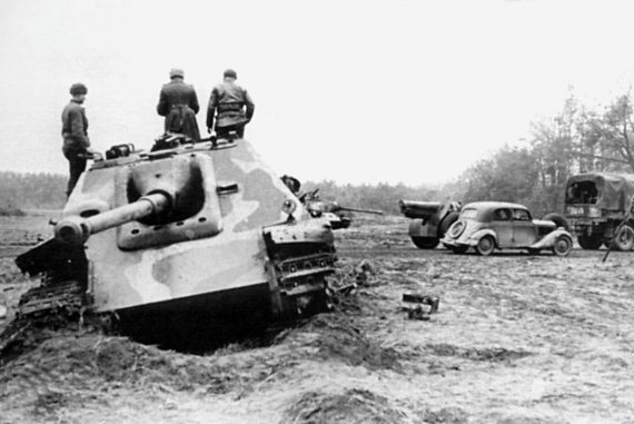 Иллюстрация к книге — Танковые асы Второй Мировой [i_141.jpg]