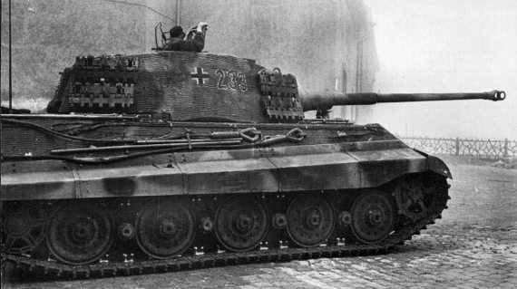 Иллюстрация к книге — Танковые асы Второй Мировой [i_269.jpg]